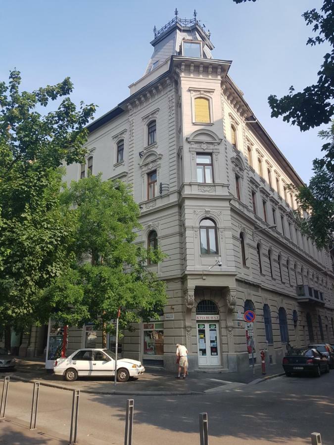 Sb Panzio Hotell Budapest Eksteriør bilde